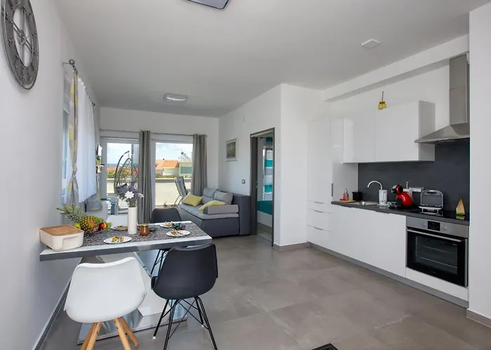 By The Sea Betina, Murter - 20450 Apartamento *