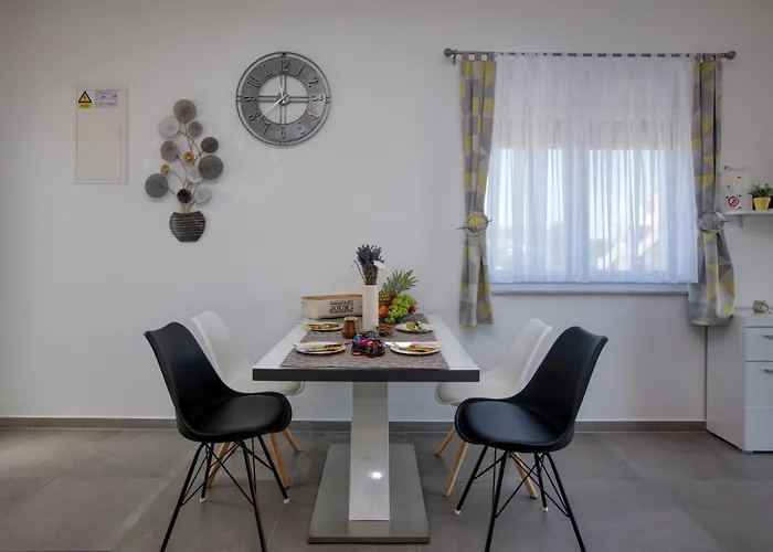 By The Sea Betina, Murter - 20450 *